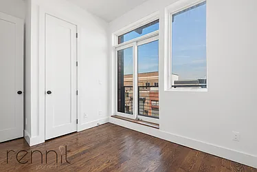 Rented by Rennit Inc.