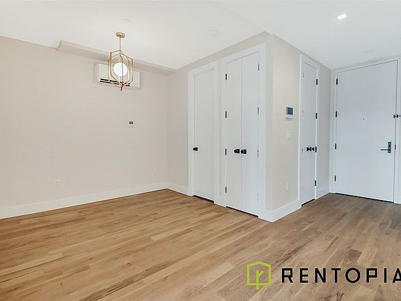 3rd image of 415 Manhattan Ave #3L