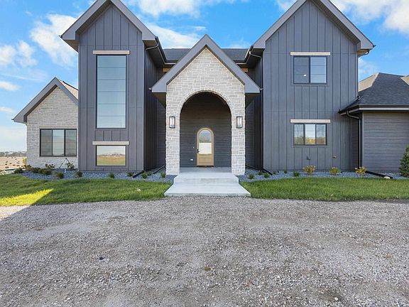 5th image of 48259 263rd St