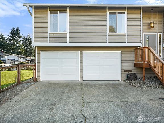 3rd image of 349 Anacortes Avenue SE