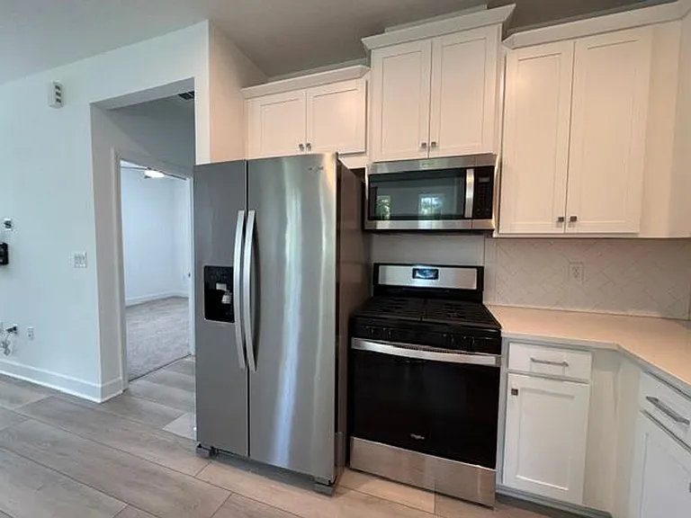 7573 Estuary Lake Loop #B — Photo 8