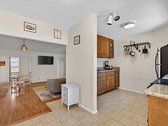 4th image of 208 Sangre De Cristo Cir