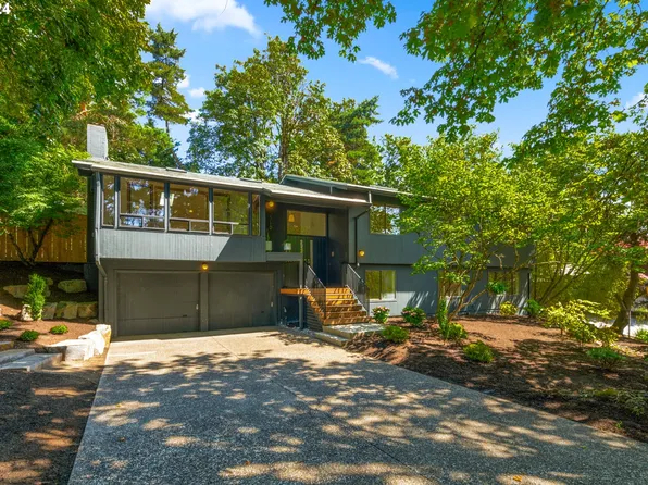 3310 SW 70th Ave, Portland, OR 97225