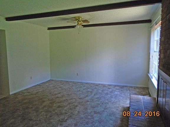 4th image of 1150 Dorothy Ln
