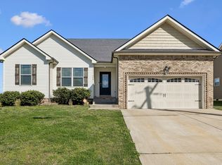 164 Ambridge St, Oak Grove, KY 42262