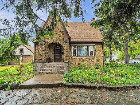 4000 21st STREET, Racine, WI 53405