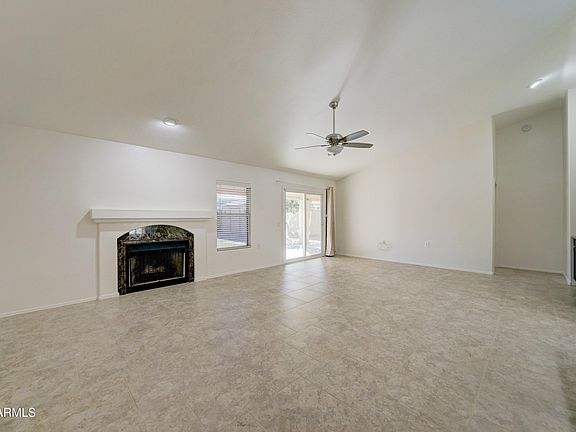 4th image of 421 N LEOMA Lane