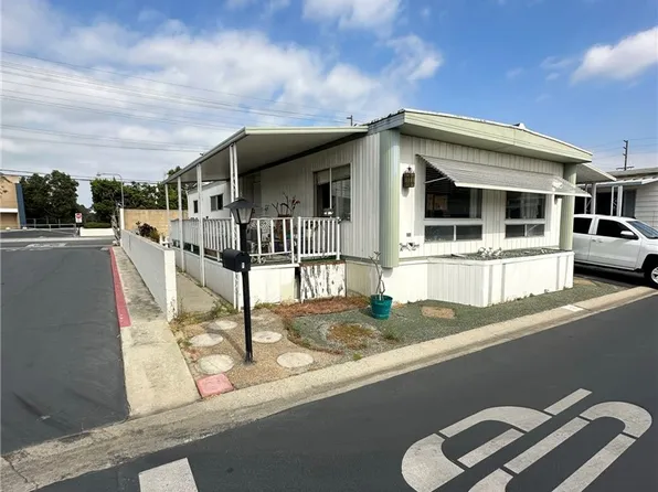 525 N Gilbert St Space 1, Anaheim, CA 92801