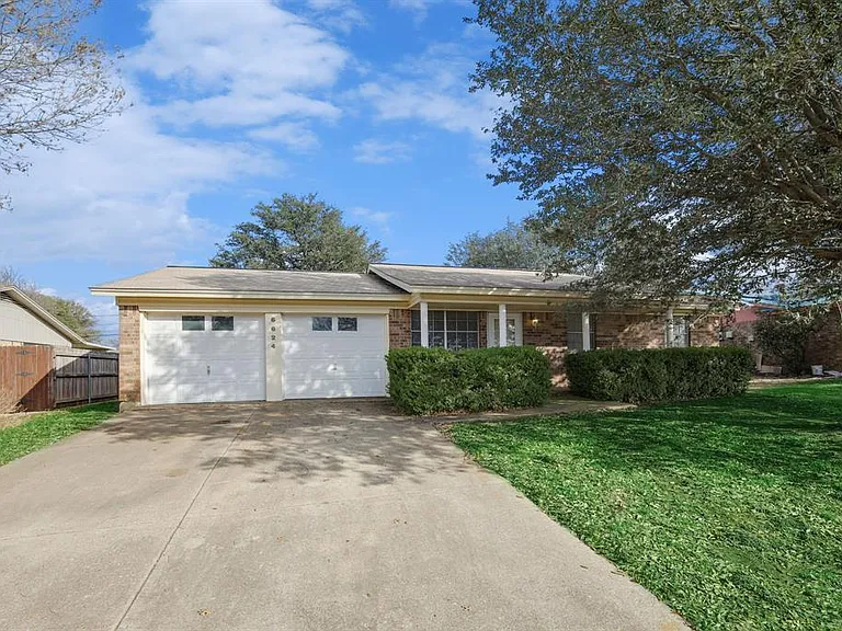 6624 Mona Lisa Ave, Watauga, TX 76148 | Zillow