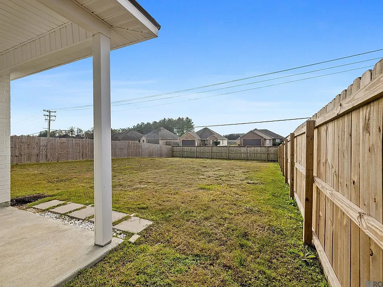 12856 Silverbell Ave — Photo 21