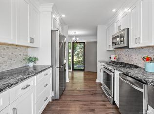 222 Shoshoni Ln #A, Stratford, CT 06614
