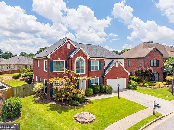 2nd image of 5023 Duxford Dr SE