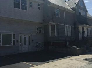 31 Wetmore St, Central Falls, RI 02863