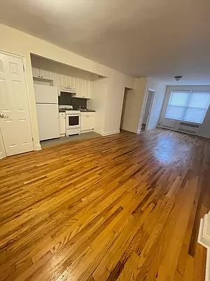 3rd image of 41-12 Elbertson St #4D