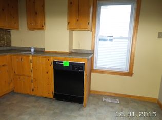 78 Ludlam St, Lowell, MA 01850