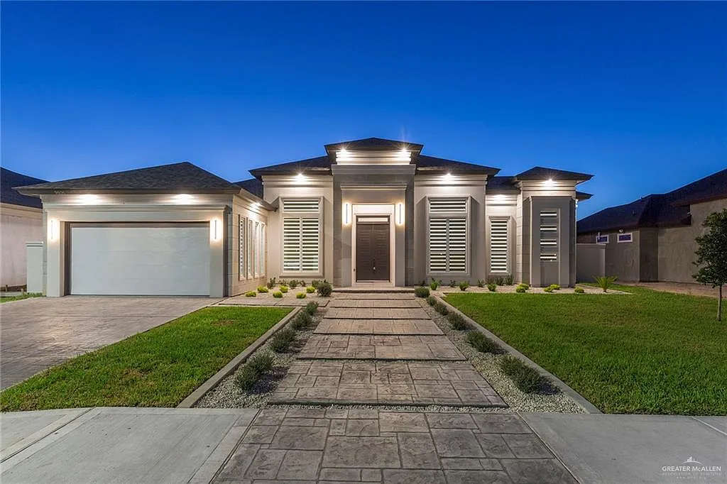 4 bed, 3.5 bath, 2300 sqft, $3,700 — Photo 1