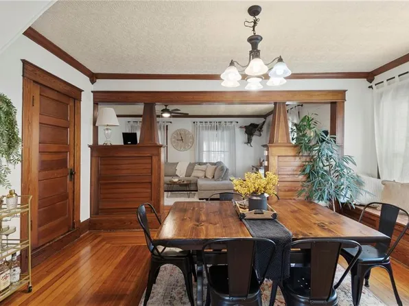 612 E 5th St, Cameron, MO 64429