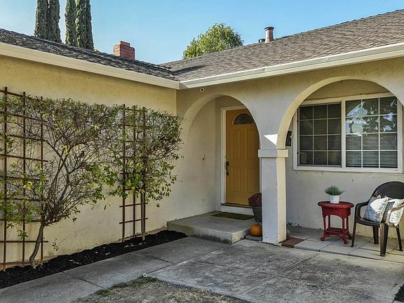 2nd image of 1737 San Jose Dr