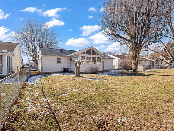 5th image of 1836 Glenmar Dr