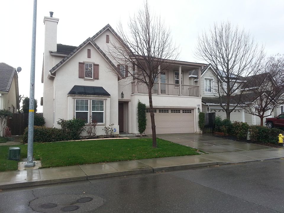 1st image of 1106 Saint Clair Pl