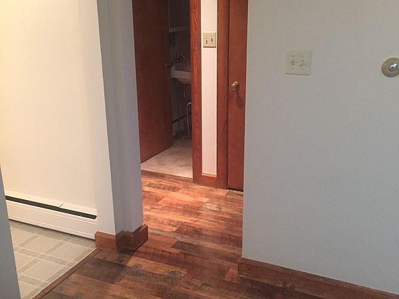 3rd image of 11 Newbury St