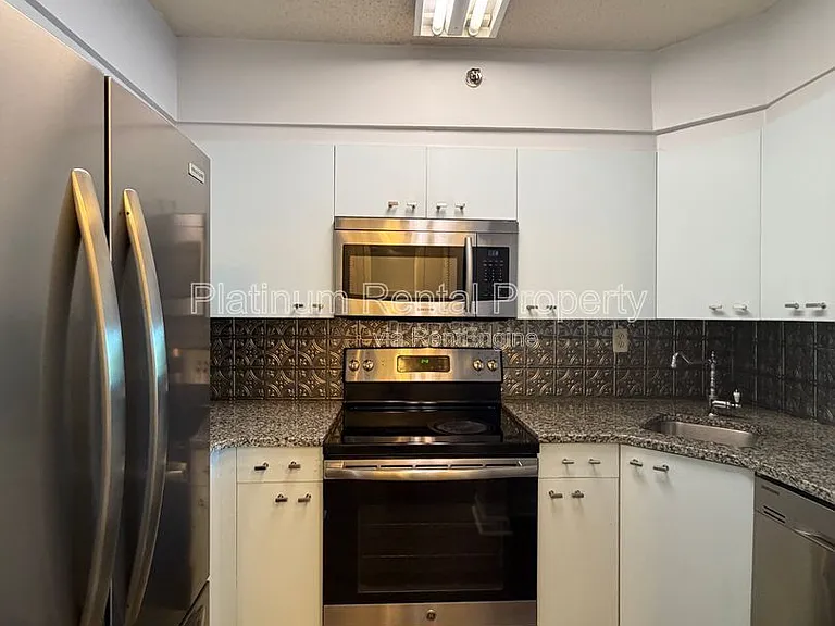 2870 Pharr Court South NW #503 — Photo 9