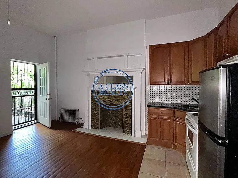 250 W 137th St #1 — Photo 5