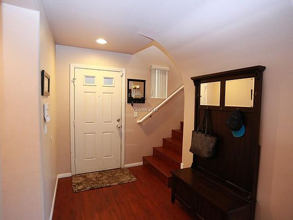 3rd image of 9253 Cazador St