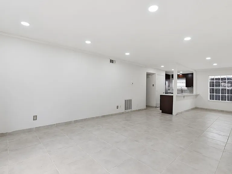 7900 Westheimer Rd #147 — Photo 15