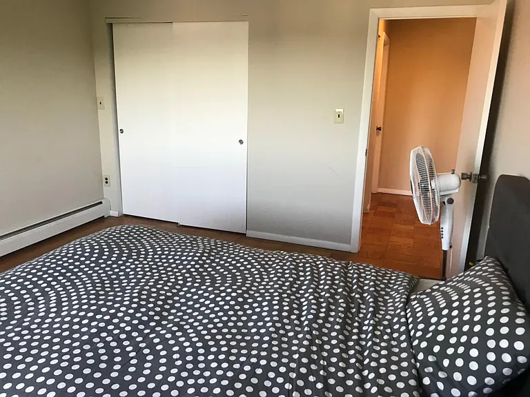 287 Harvard St — Photo 10