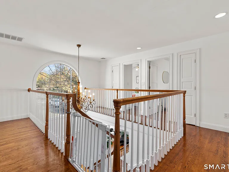 34 Birdseye Rd — Photo 15