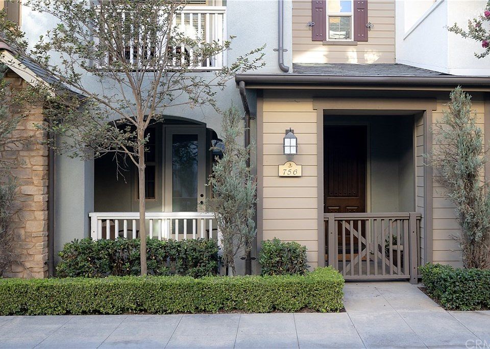 1st image of 756 S Melrose St #343