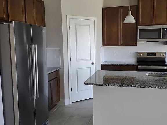 3rd image of 16299 S Port Harbor Blvd