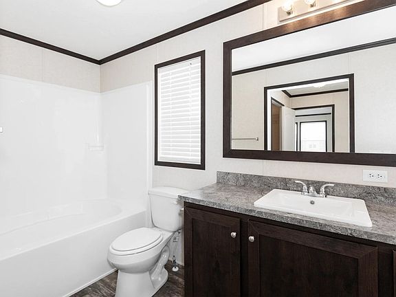 4th image of 6720 W Mill Run SE #177
