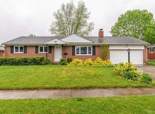 1112 Wenbrook Dr, Dayton, OH 45429