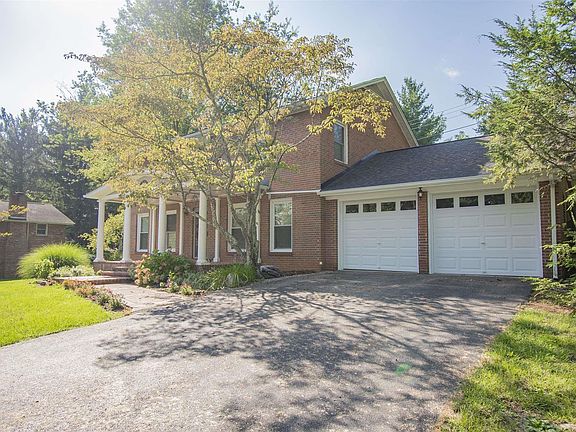 2nd image of 1405 Greendale Dr