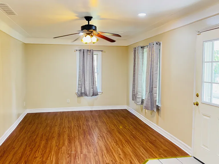 8405 Jackson Ave — Photo 6