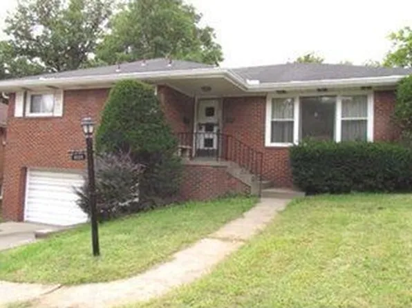 5116 Rosecrest Dr, Pittsburgh, PA 15201