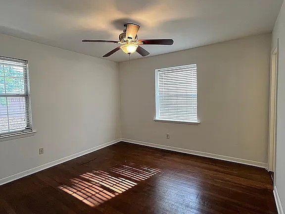 5th image of 8936 Angleton Pl