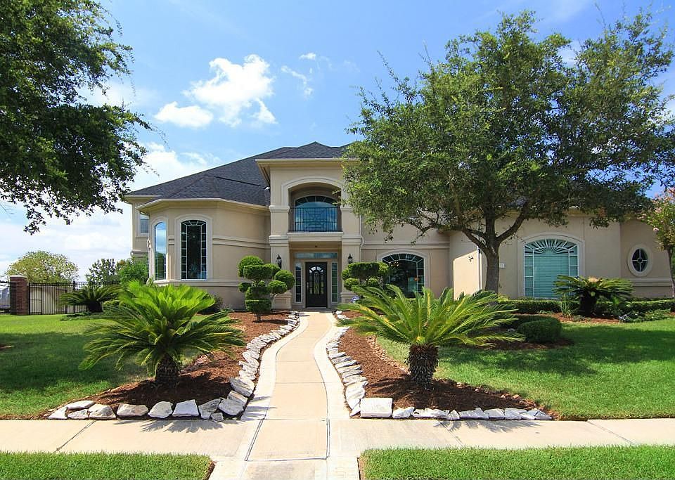 1st image of 2722 Heatherbend Dr