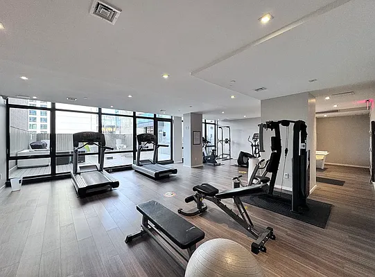 Rented by R New York | media 3