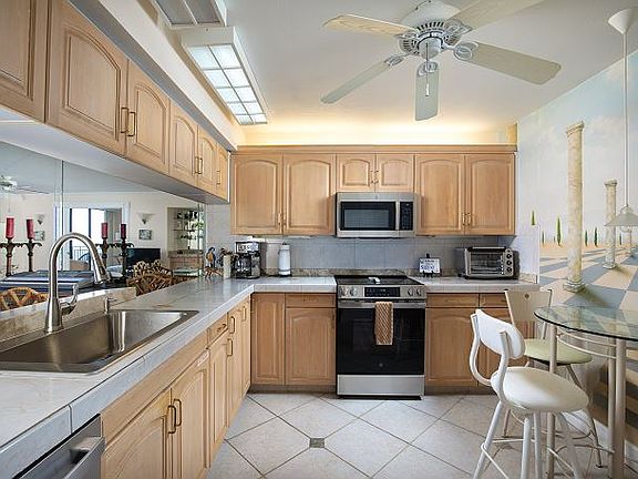 3rd image of 1800 Atlantic Blvd #302