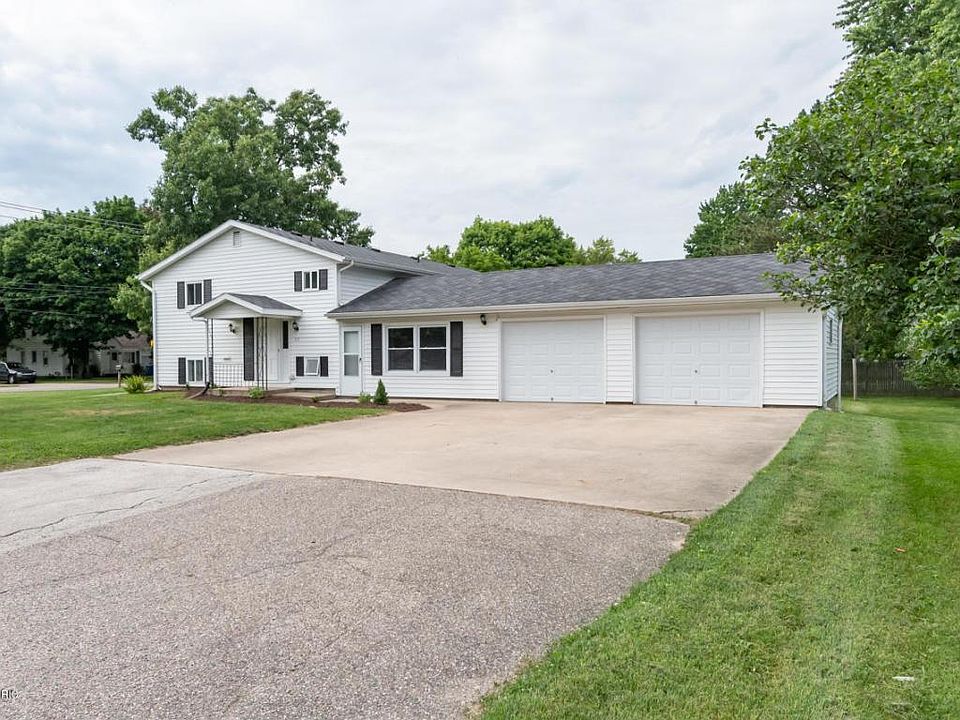 1st image of 111 Marigold Ave