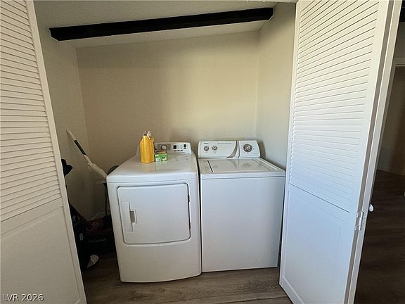 3rd image of 1500 Margaret Ave