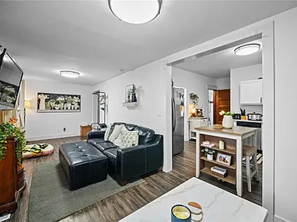 1725 Army Post Rd #A, Des Moines, IA 50315