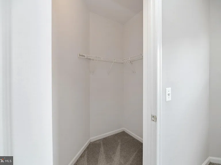 13960 Greendale Dr — Photo 9