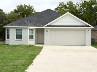 420 W Curtis St, Calera, OK 74730