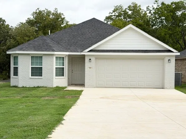420 W Curtis St, Calera, OK 74730