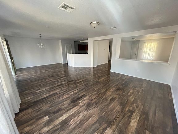 4th image of 5620 Thunder Gulch Dr