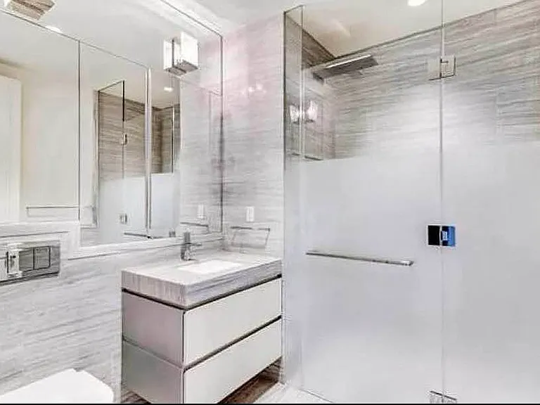20 W 53rd St #40B — Photo 9